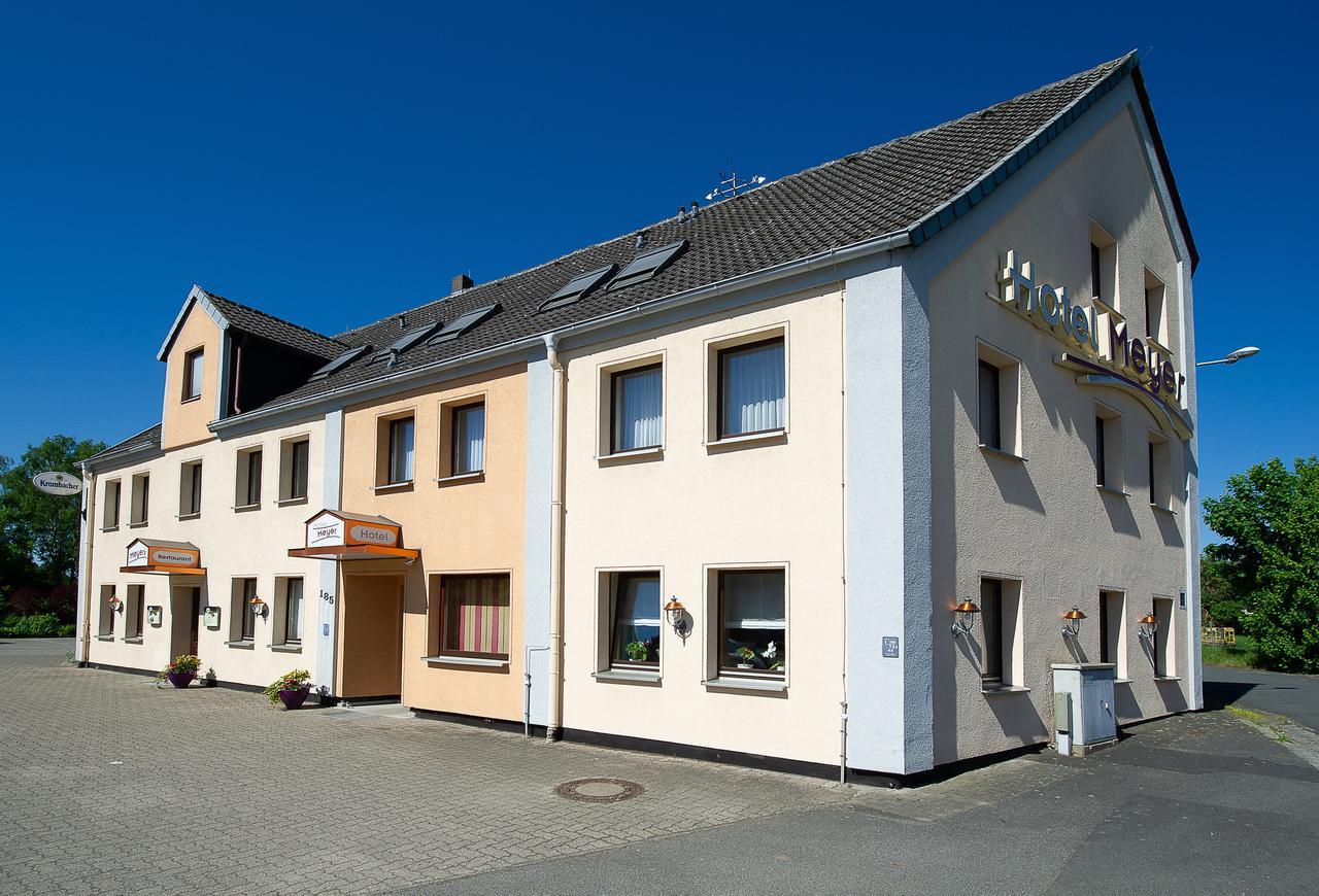 Hotel Meyer Хильдесхайм Экстерьер фото